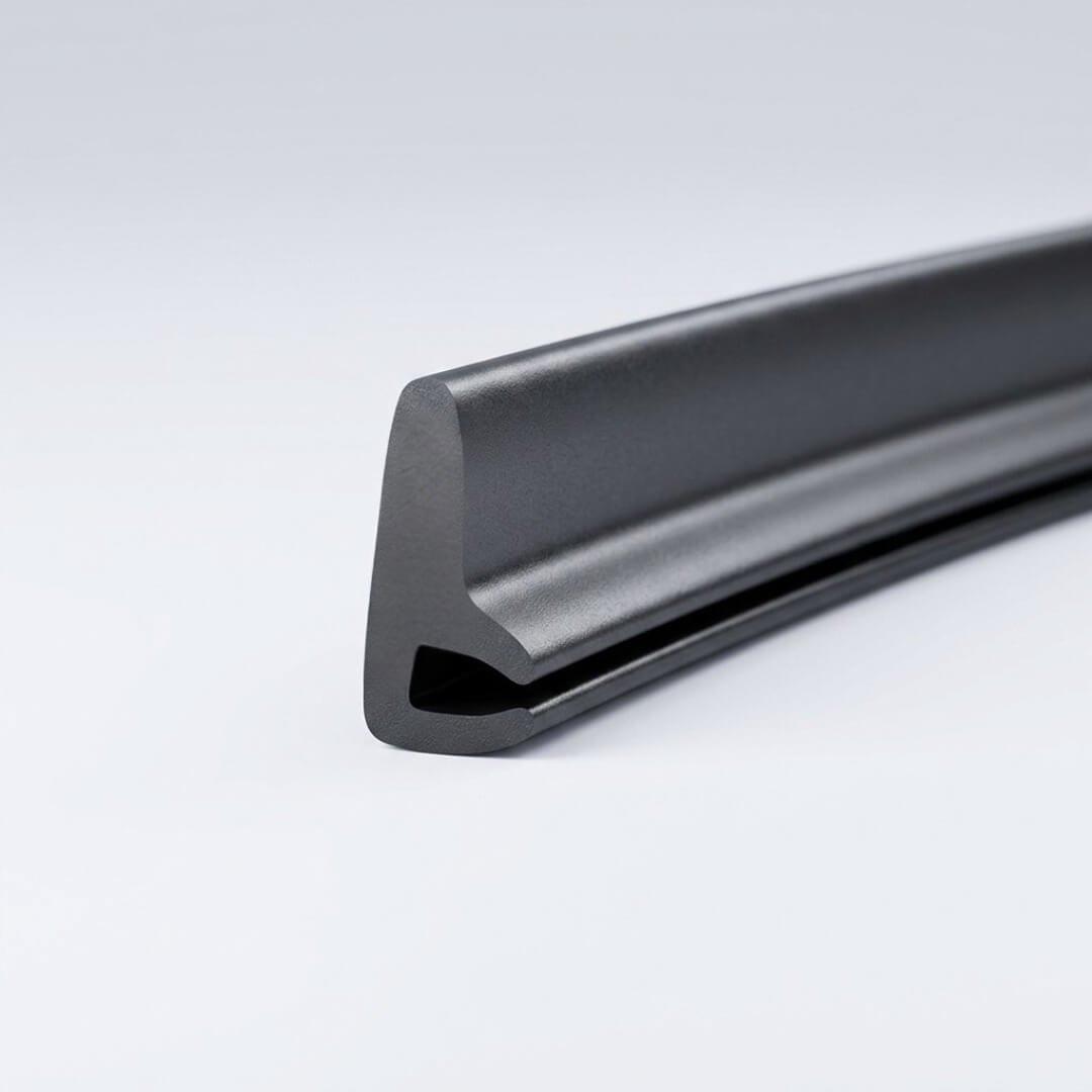 Perfil técnico de burlete PVC símil hierro negro